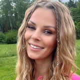 Tomaszewska zaszalała z nową fryzurą. Fani komentują: „Co ona ma na głowie?”