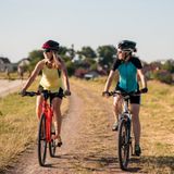Jakie spodenki na rower kupić? Wybieramy szorty na rower MTB, szosowy, trekkingowy i miejski!