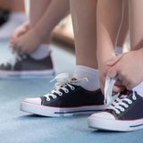 Jakie buty dla dziecka na WF należy wybrać? Sprawdź, zanim skompletujesz szkolną wyprawkę