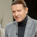 Jak się ubrać na wigilię, jeśli nie lubisz koszuli i krawata? Oto genialny pomysł, na który wpadł Radosław Majdan