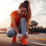 Buty do biegania damskie – ranking 2022. Sprawdź, jakie obuwie biegowe wybrać!