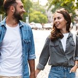 Co to jest dress code? Poznaj zasady dobierania stroju do okazji i rodzaje kodów ubioru