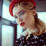 Powraca moda PRL! Sukienki inspirowane stylem sprzed lat teraz są hitem. Sprawdź najmodniejsze!