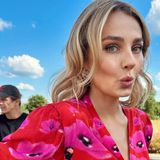„Urocze sandałki” Małgorzaty Sochy podbijają Instagram. Wiemy, gdzie kupić podobny model