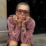 Gwiazdy mają słabość do butów tej marki. Karolina Pisarek i Jennifer Lopez noszą ten sam model