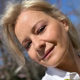 Włożyła taką sukienkę, a ta z miejsca stała się hitem. Wybór Kożuchowskiej to kwintesencja stylu na wiosnę