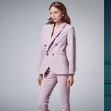 Garnitury damskie – najgorętszy trend 2021. Zobacz 3 najlepsze pomysły na stylizacje!
