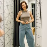 To te modne jeansy damskie podbijają trendy 2024. Będziesz zaskoczona, jakie fasony się teraz nosi