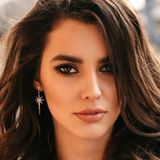 4 makijażowe triki dla tłustej cery. Sprawią, że Twój make-up przetrwa długie godziny!