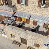 Apartman Višnjica Milna (3)