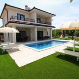 Comfortable 12 Person Villa in Malinska (2)