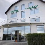 Hotel Daly Tătărani (2)