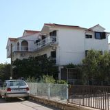 Apartmanok és Szobák Parkolóhellyel Vodice - 6260 (5)