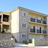 Apartmanok Parkolóhellyel Pag - 9388 (2)