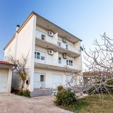 Apartmanok Parkolóhellyel Vinisce, Trogir - 1165 Vinišće (2)