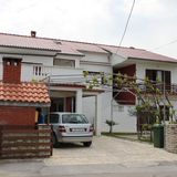 Apartmanok Parkolóhellyel Ljubac, Zadar - 6141 Ljubač (2)