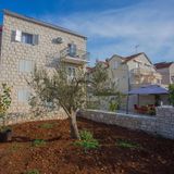 Apartmanok Parkolóhellyel Sutivan, Brac - 752 Sutivan (2)