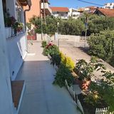 Apartmanok és Szobák Parkolóhellyel Hvar - 13161 (4)