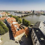 ARCHIBALD AT THE CHARLES BRIDGE Praha (5)