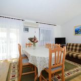 Apartmanok Parkolóhellyel Vir - 18569 (4)