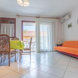 Apartmanok Parkolóhellyel Baska, Krk - 19480 Baška (5)