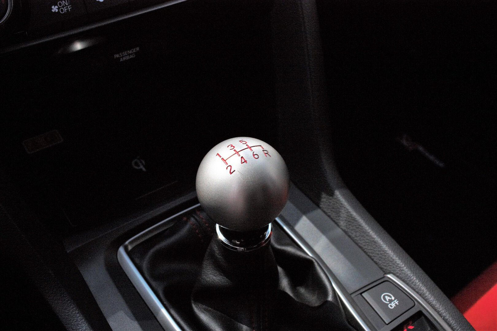 Is gear skipping in manual transmissions safe? What Polish drivers
