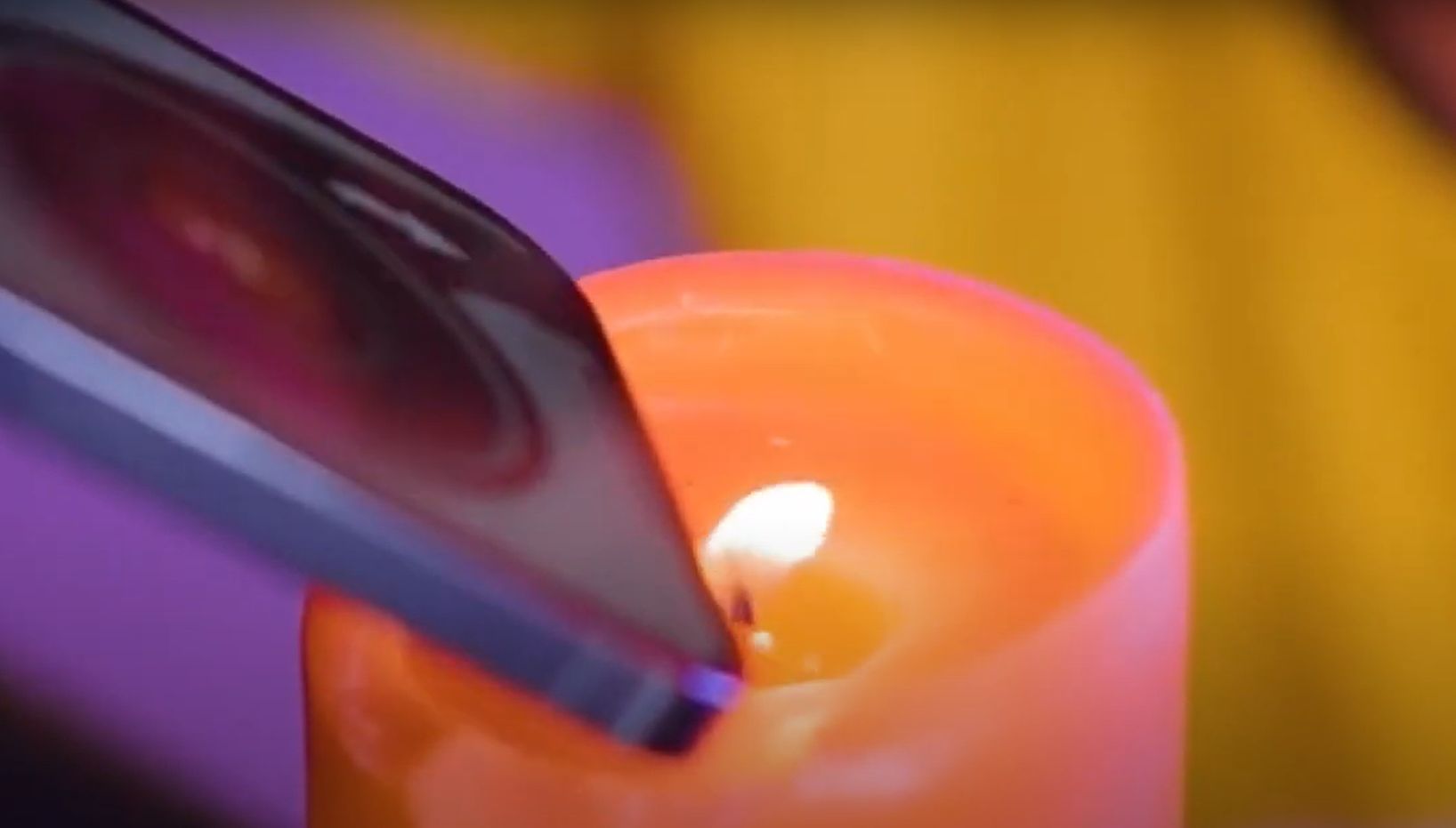 Smartphone apps use sound waves to blow out candles