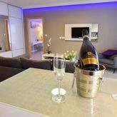 Hubska Apartments (2)