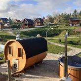 Domki nad jeziorem Ołów z własnym stawem (4)