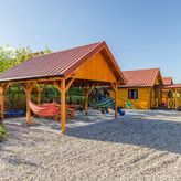 Domki z basenem całorocznym (2)