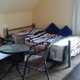 Pokoje Gościnne - Domki Letniskowe (2)