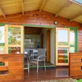 Domki nad jeziorem (2)