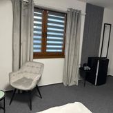 Zajazd u Kowala i pod Złotym Pstrągiem (2)