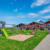 Domki pod wzgórzem (3)