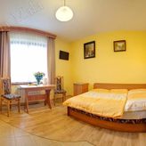 Willa Mała pokoje do wynajęcia (4)