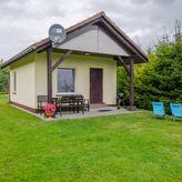 Domek przy stawie (4)