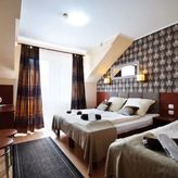 Pokoje i Domki Omega (4)