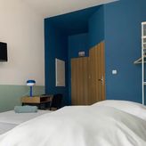 Premium Hostel & Bistro (3)