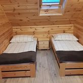 Drewniany domek w centrum (4)