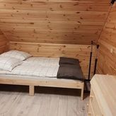 Drewniany domek w centrum (3)