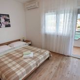 Apartmani Draga /przy samym morzu! a do plaży 3 min! (4)