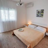 Apartmani Draga /przy samym morzu! a do plaży 3 min! (2)