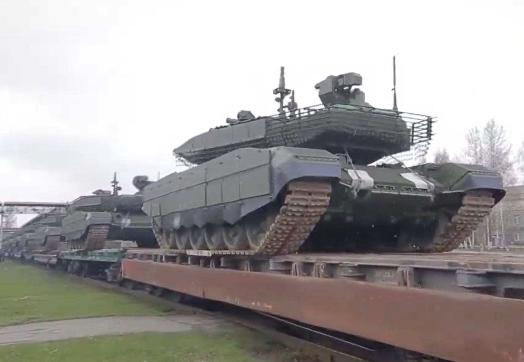 Russia Ramps Up Military Might with State-of-the-Art Tank Shipments to ...