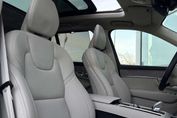 Volvo XC90 T8 AWD Plug-In Hybrid Ultra Bright