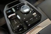BMW iX xDrive45 100.6kWh