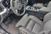 Volvo XC60 B5 B AWD Plus Dark