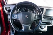 Peugeot Traveller L2H1 AT