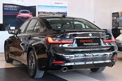 BMW Seria 3 318i Advantage