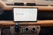 Land Rover Defender 110 P300e X-Dynamic HSE