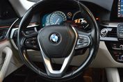 BMW Seria 5 520d xDrive Luxury Line aut